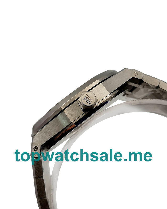 UK White Dials Audemars Piguet Royal Oak 15500ST.OO.1220ST.04 Fake Watches With Date Windows